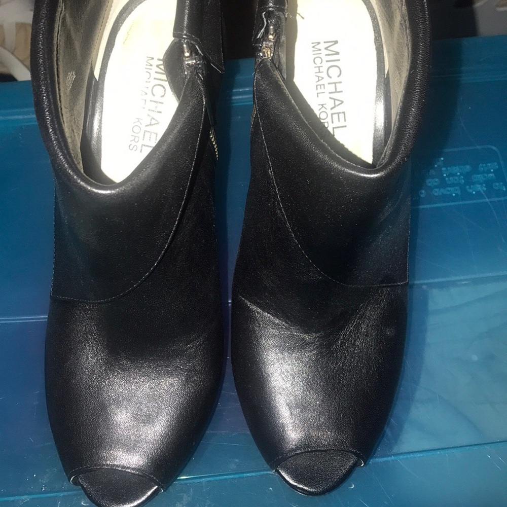 Booties - Picture 3 of 4